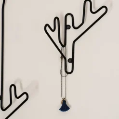 Maze Twig coat hanger, Black Clearance