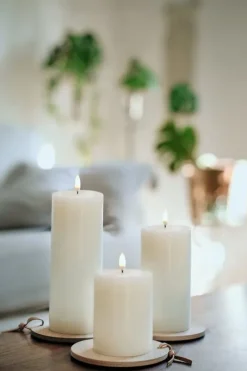 Uyuni Lighting Uyuni LED Block candle Ø7.8 cm, 15.2 cm White Sale