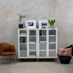 Mavis Volt display cabinet 130 cm lacquer, Details in stainless steel White New