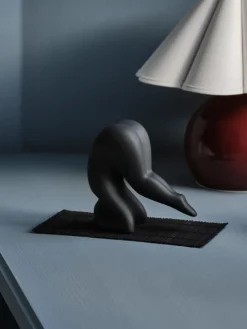 Design House Stockholm Yoga decoration no. 1, Black Hot